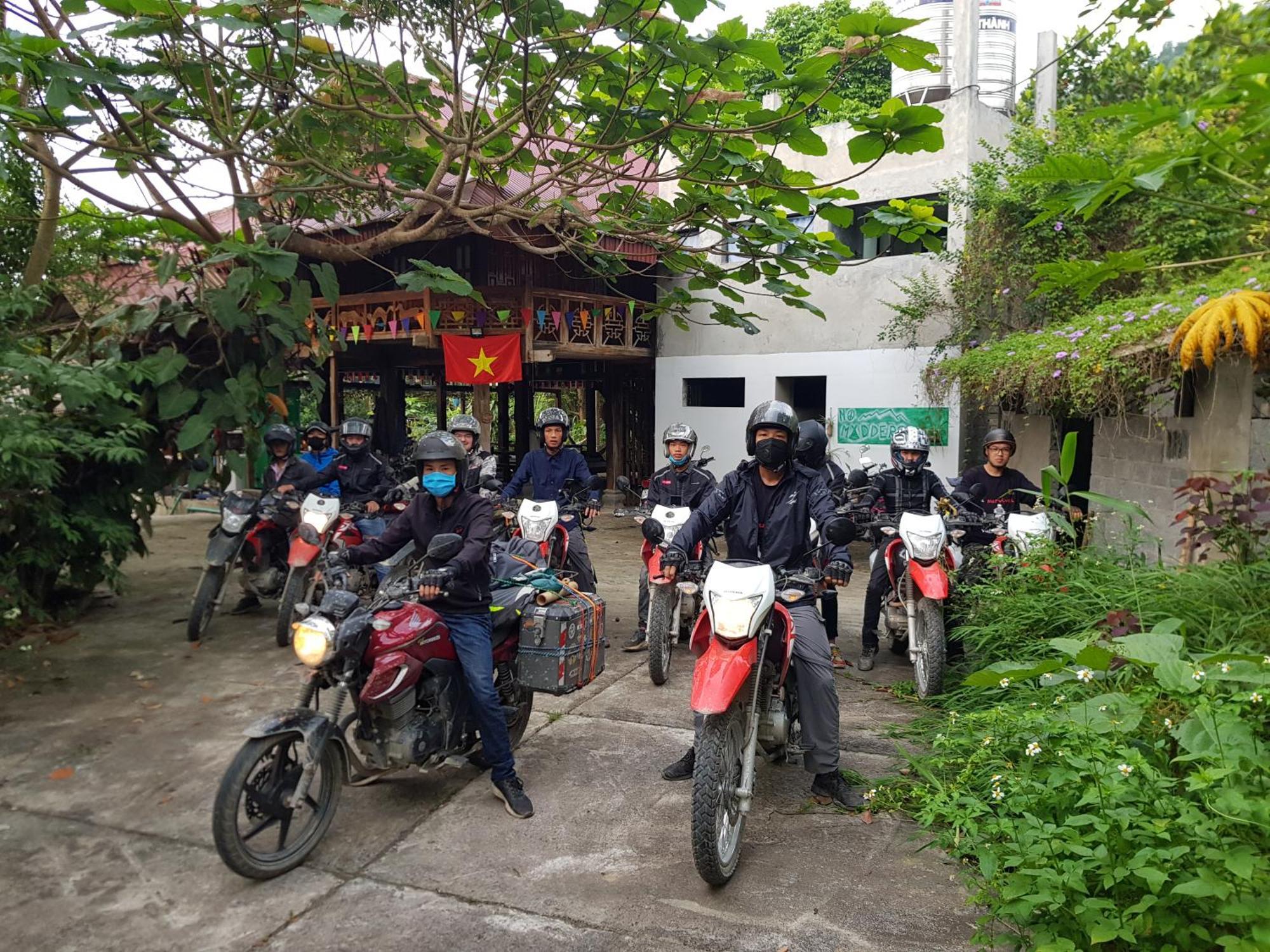 Nomadders Ha Giang Hostel Bagian luar foto