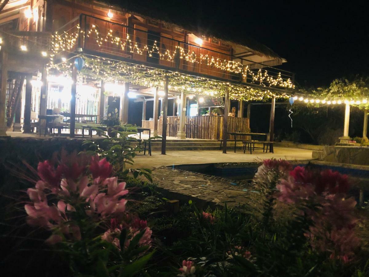 Nomadders Ha Giang Hostel Bagian luar foto